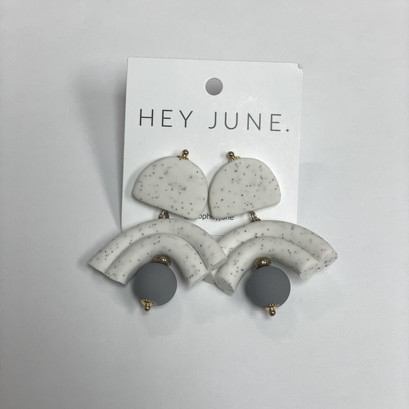 Hey June Fashion Earrings - Picture 1 of 4
